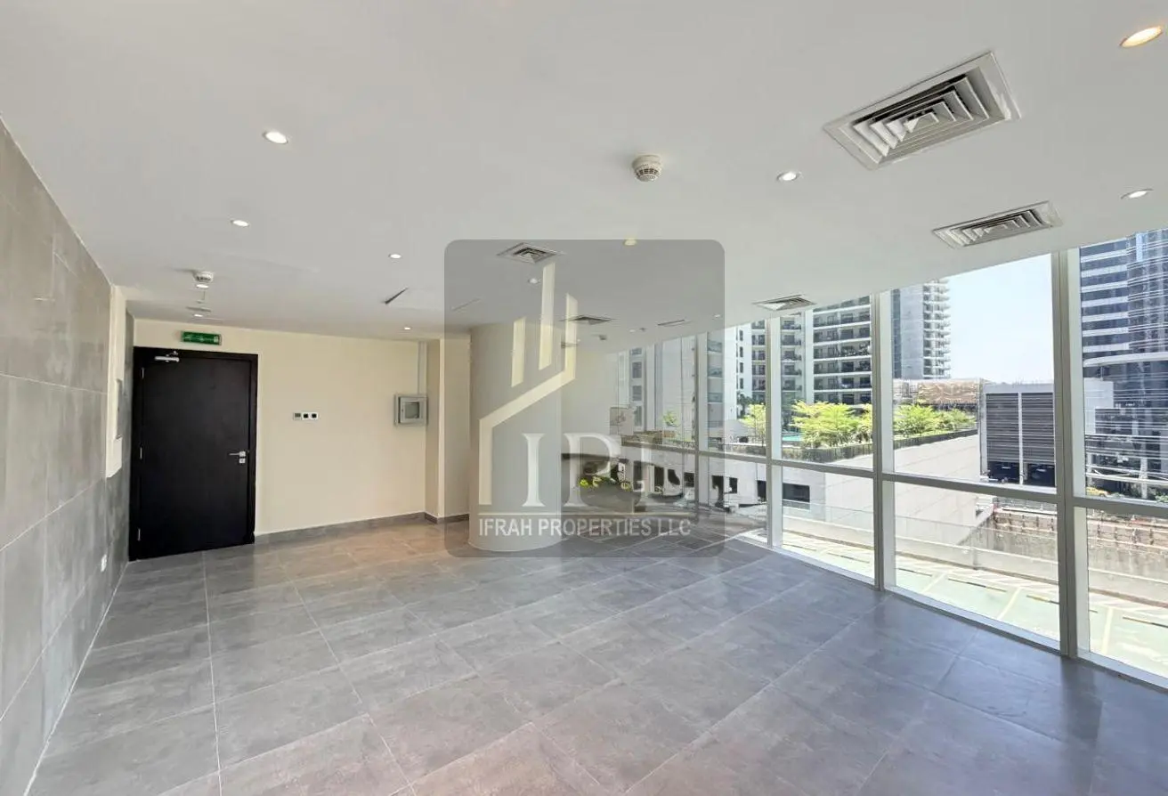 Office for Rent in Park Lane Tower Business Bay Dubai