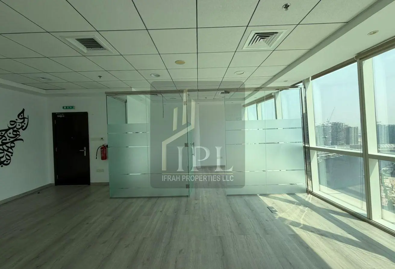 Canal View Office for Rent in B2B Tower, Business Bay Dubai