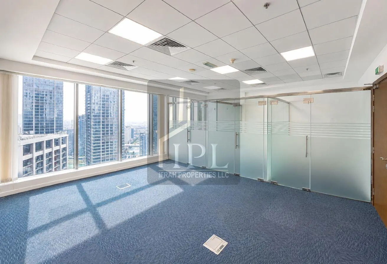 Fully Fitted Office with 3 Partitions