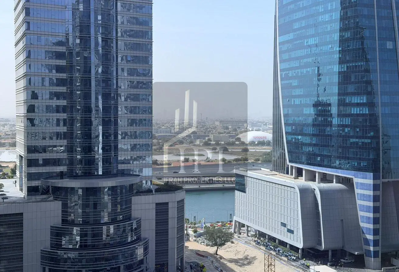 Office for Rent Near Metro in Park Lane Tower
