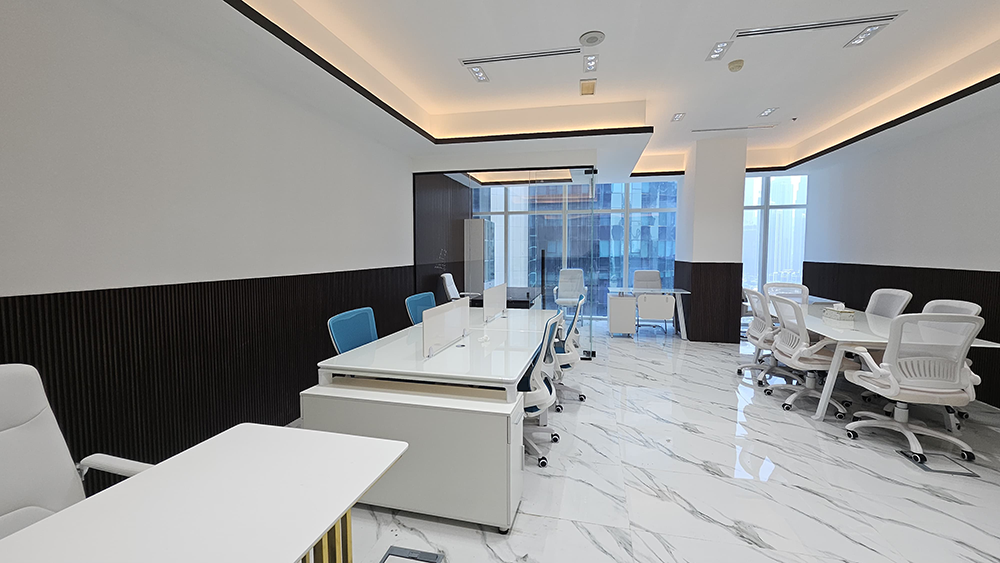 Bright office space for rent in Park Lane Tower, Business Bay, Dubai