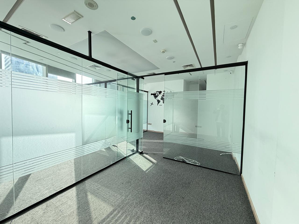 Working area with natural lighting
