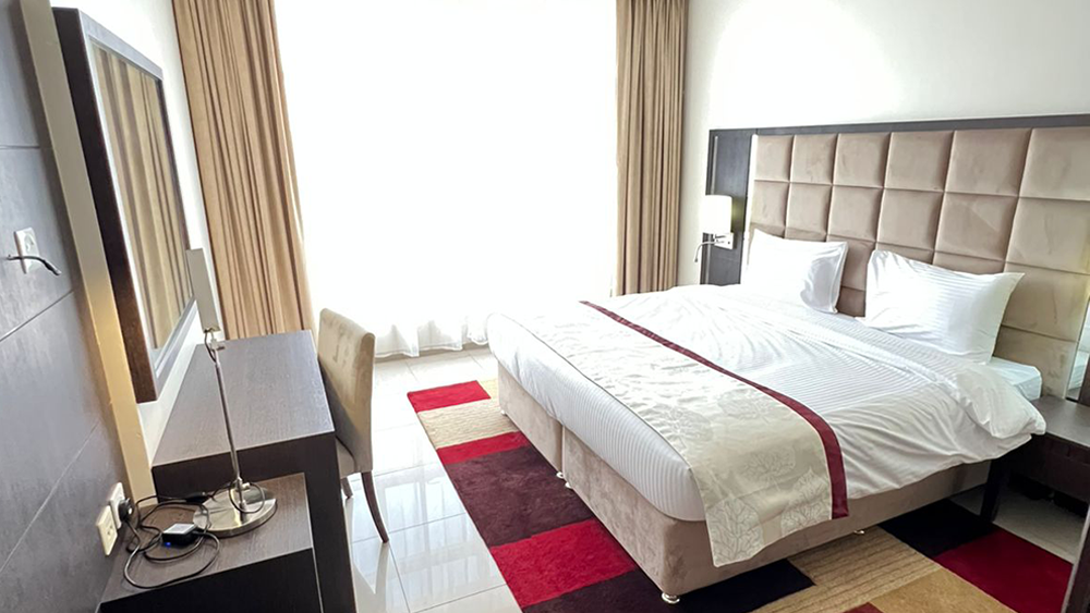 Fully furnished 3-bedroom apartment for rent in Siraj Tower, Arjan