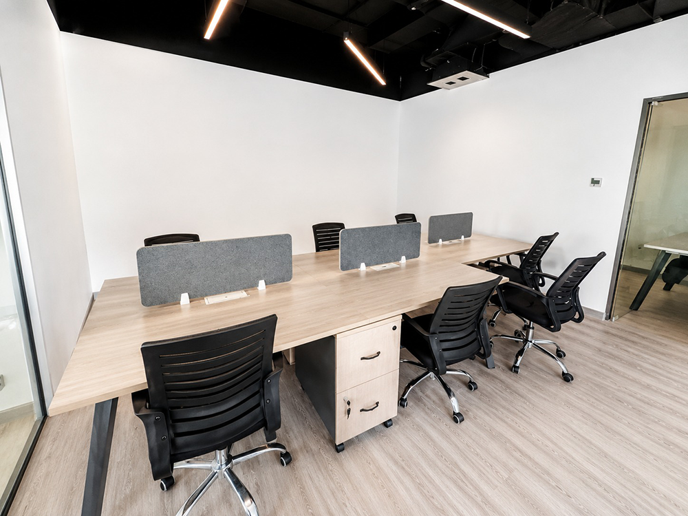 Modern office space for rent in Silver Tower, Business Bay