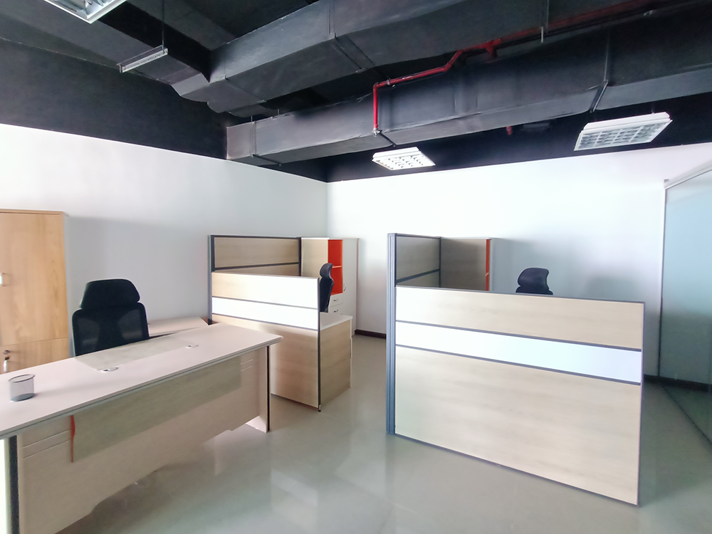 Fully fitted office space with amazing city views for rent in Business Tower
