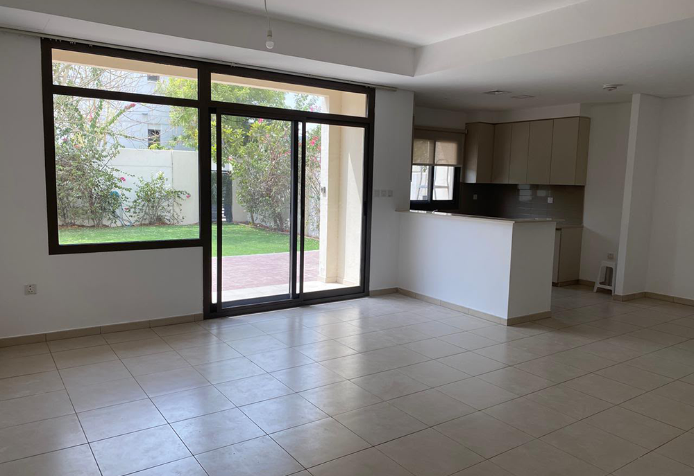 Spacious villa for rent in Town Square Al Qudra Dubai