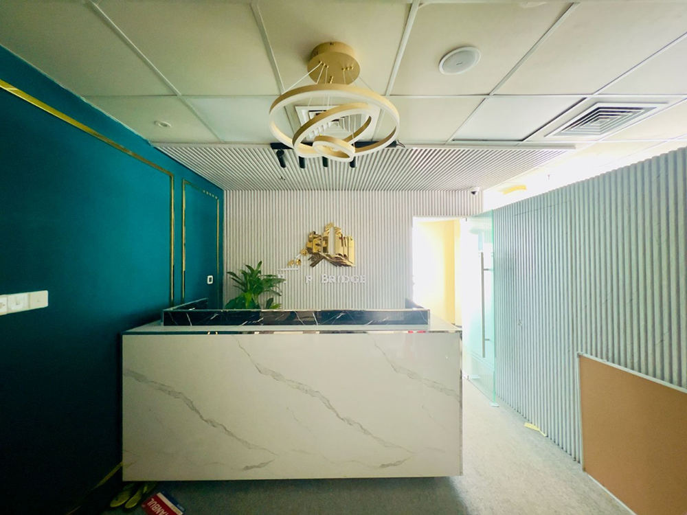 Office space for rent in The Regal Tower, Business Bay