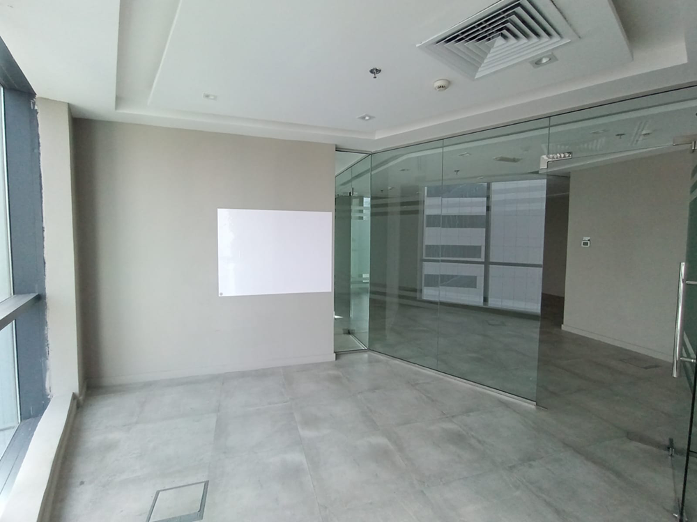 Fitted office Business Bay