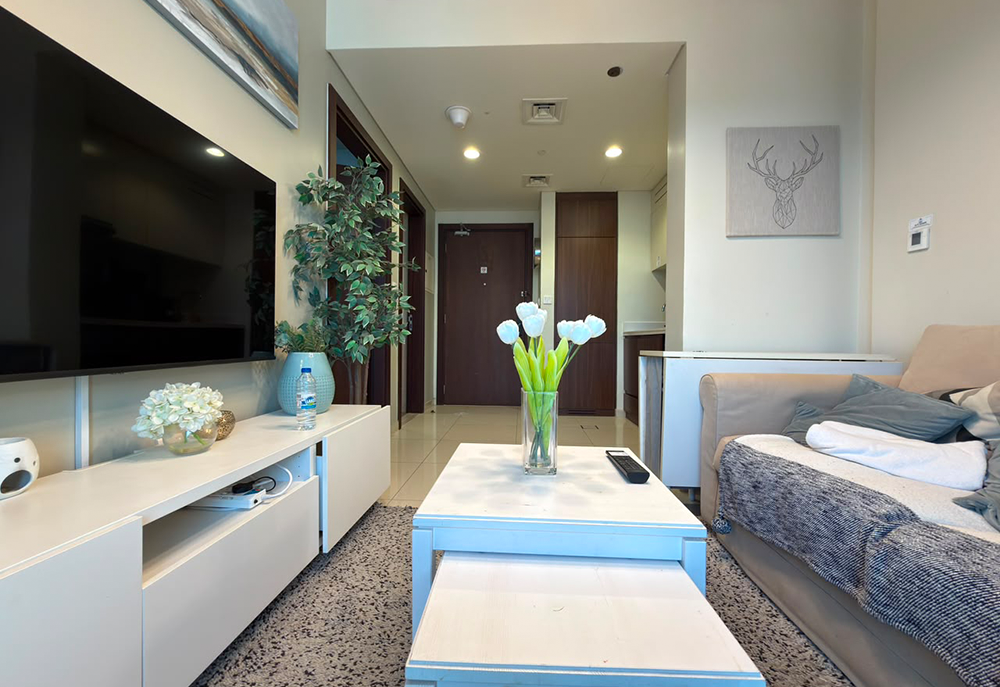 Furnished bedroom in Business Bay rental apartment