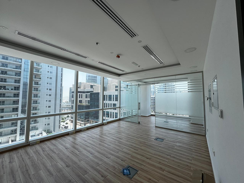 Fitted office space for rent in Tamani Art Tower, Business Bay