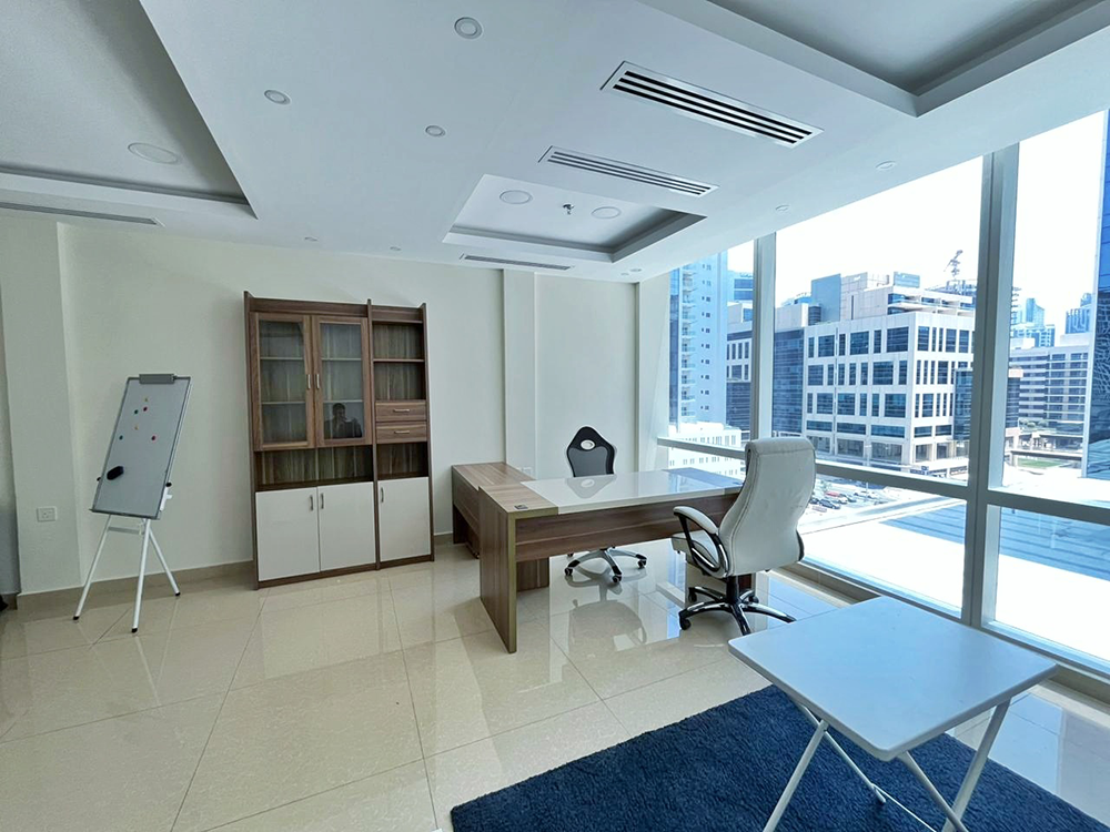 t: Furnished partitioned office space for rent in Tamani Art Tower, Business Bay
