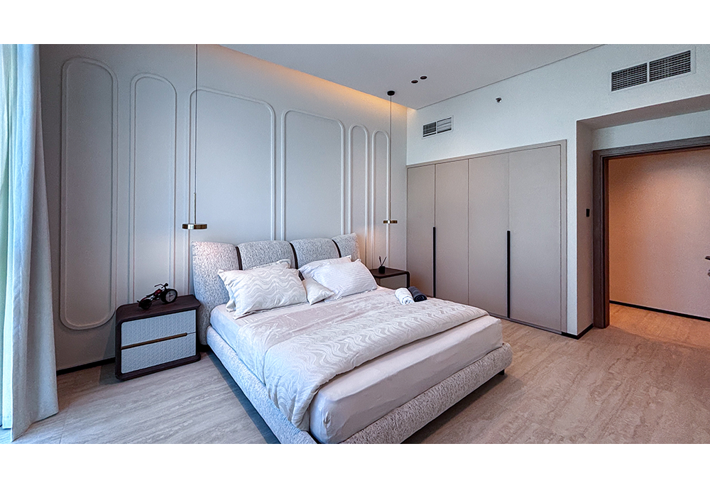 Second bedroom with contemporary finishes